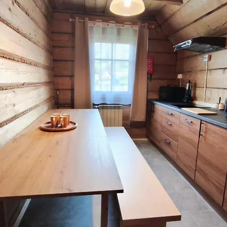 Drewniane Wrota Apartment